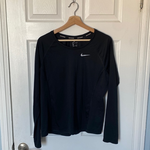 Nike - black long sleeve running top - size XL - Picture 1 of 6